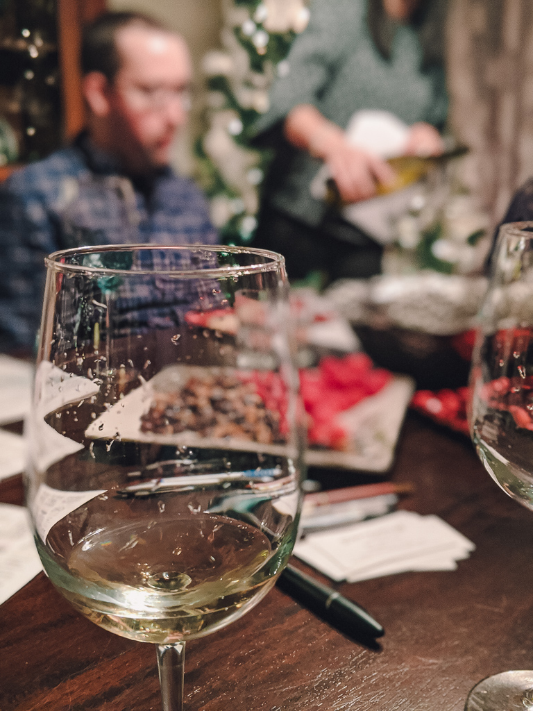how to host a wine tasting party